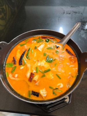 Tom yum  at Guan Yim in Lampang