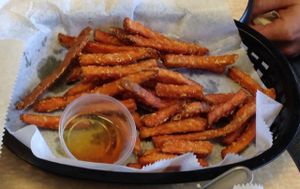 sweet potato fries at Viva La Vegan in Atlanta