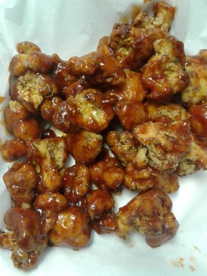 Bbq cauliflower wings at Viva La Vegan in Atlanta