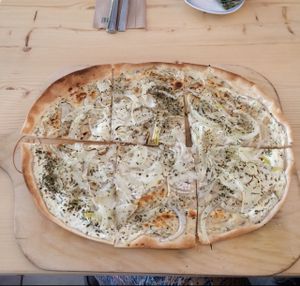 south german flat bake at Salute Vegetarische & Vegane Küche in Mainz