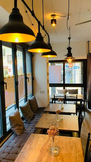 Gemütlichkeit an der Zanggasse... at Salute Vegetarische & Vegane Küche in Mainz