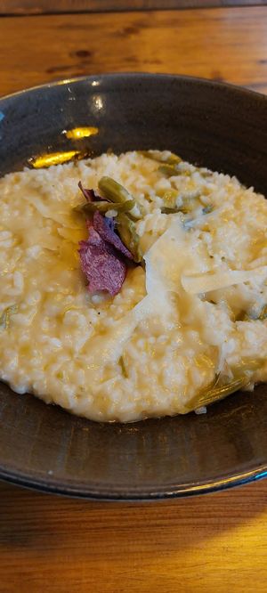 Spargelrisotto at Salute Vegetarische & Vegane Küche in Mainz