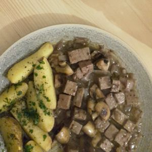 Tempeh-Stroganoff at Salute Vegetarische & Vegane Küche in Mainz