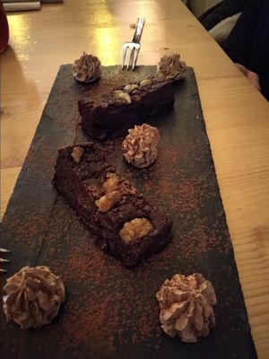 James brownie at Salute Vegetarische & Vegane Küche in Mainz