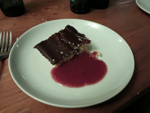 Hazelnut cake with berry coulis. #Veganuary at MKZ in Amsterdam