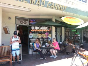 more vegan bikers at The Mad Carrot in Playa Del Rey