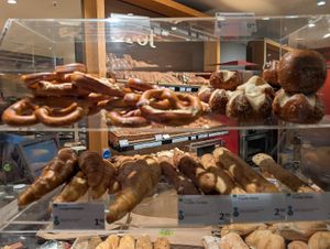 Vegane Auswahl at denn's Biomarkt in Jena