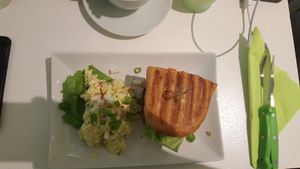 corba Burger mit Kartoffel Salat   at Cafe Corba in Bochum