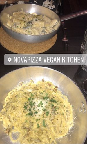 fooood at NovaPizza Vegan Kitchen in Edinburgh