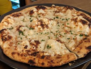 Foccia garlic and cheese at NovaPizza Vegan Kitchen in Edinburgh