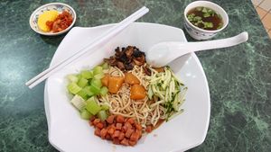 zhajiangmian at Nature Vegetarian Delights 大自然素食 - Upper Serangoon in Northeast Singapore