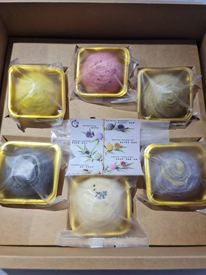 Layers mooncakes !~ 12/9/21 at Nature Vegetarian Delights 大自然素食 - Upper Serangoon in Northeast Singapore