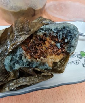 Blue Pea Flower Nyonya ~ 18/5/22 at Nature Vegetarian Delights 大自然素食 - Upper Serangoon in Northeast Singapore