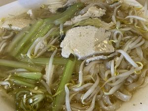 San Lau Hor Fun at Nature Vegetarian Delights 大自然素食 - Upper Serangoon in Northeast Singapore