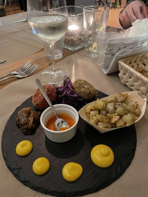 Mini burger  at Flora in Verona