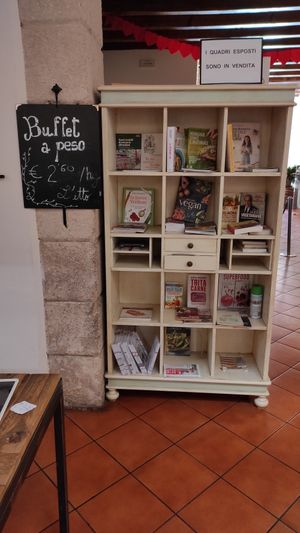 Books at Flora in Verona
