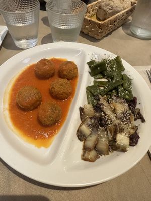 Polpette al sugo  at Flora in Verona
