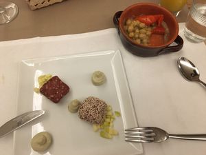 Raw ‘meat’ balls and pepper stuffed with chickpea at Flora in Verona