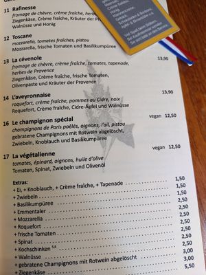 Savoury vegan options at Creperie du Palais  in Weimar