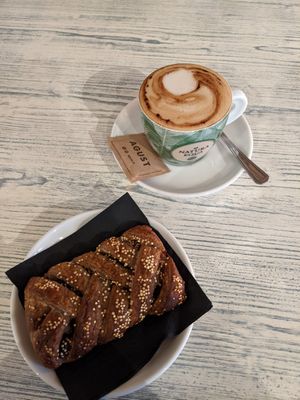  at Feliz Cafe in Peschiera Del Garda