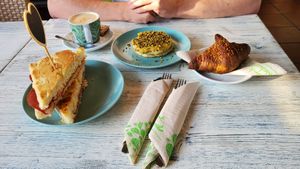  at Feliz Cafe in Peschiera Del Garda