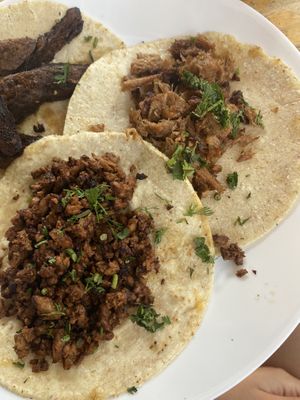 Tacos de barbasoya  at Vegetal - temporarily closed in Mexico City
