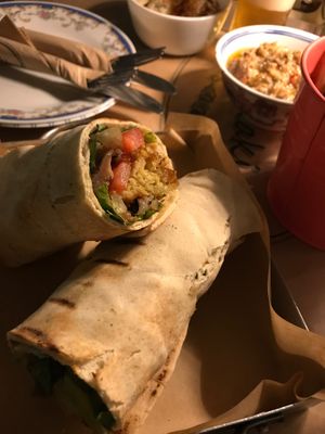 Vegan falafel without the yogurt at Pane e Souvlaki in Corfu