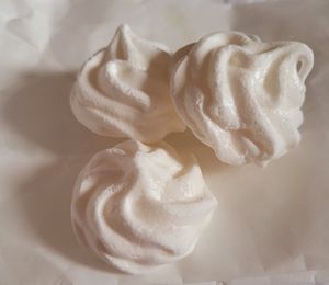 Vegan meringues at Vegan Store Stall 83 in Rome