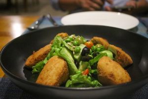 fried tofu at Banlle in Siem Reap