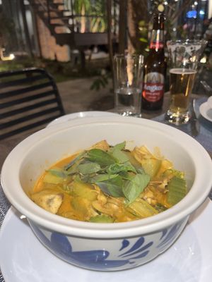 Traditional Khmer curry  at Banlle in Siem Reap