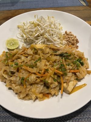 Pad thaï  at Banlle in Siem Reap
