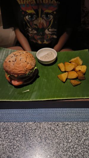Tofu burger at Banlle in Siem Reap