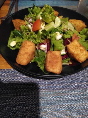 Crispy tofu salad at Banlle in Siem Reap