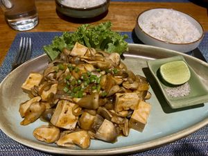 Mushroom Lok Lak  at Banlle in Siem Reap