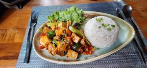 Stir fried tofu and ginger at Banlle in Siem Reap