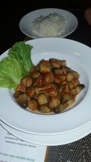 Mushroom lok lak at Banlle in Siem Reap