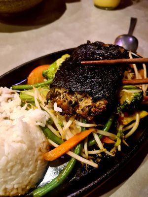 Seaweed filled with tofu at Quy Nguyen - Vegan Living in Berlin