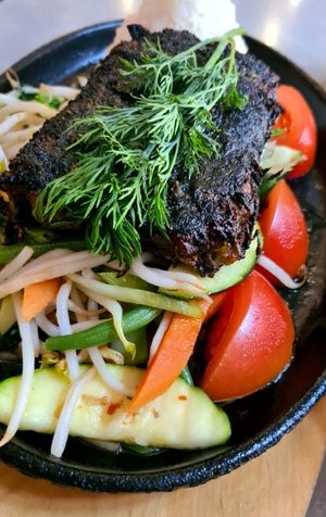 Seaweed filet filled with tofu 🌱👍 at Quy Nguyen - Vegan Living in Berlin