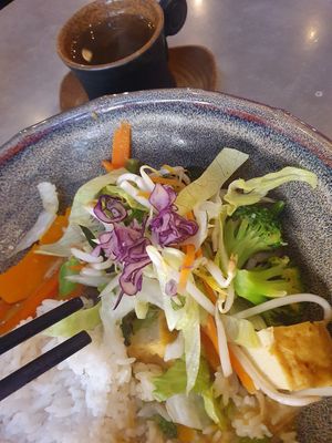 Lunch offer: meal+tea 10,90 € at Quy Nguyen - Vegan Living in Berlin