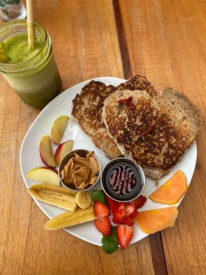 Vegan pancakes at Organico Fortuna in La Fortuna