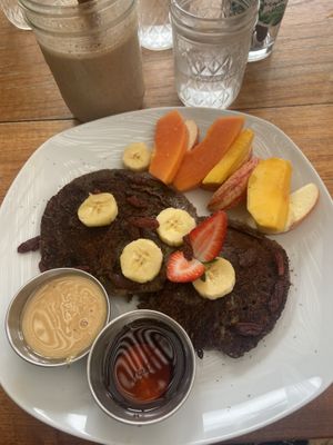 Vegan Banana pancakes  at Organico Fortuna in La Fortuna