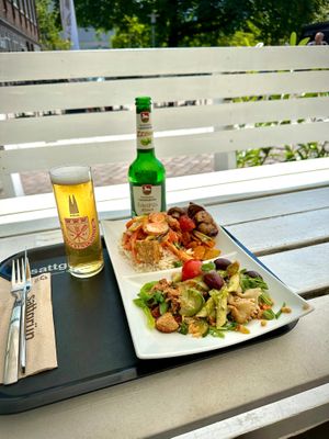 Wonderful weather, good beer and great food! at Sattgrün in Essen