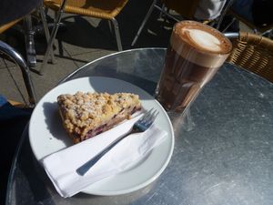 cherry crumble at Cafe Kopi in Hannover