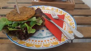 The horseradish burger at bistRAW & Tea in Prague