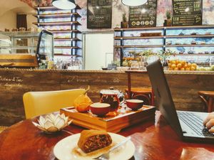 interior at bistRAW & Tea in Prague