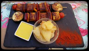Brocheta de Tempeh de Garbanzos ¡delicioso! at La Libelula Vegan Cafe in Fuengirola