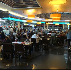 where you eat  at Boussi Falafel - Mall of Berlin in Berlin