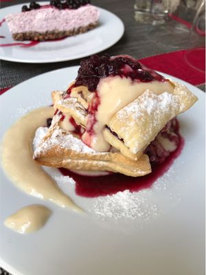 Amazing cakes! All vegan! Yay! at La Libellula Ristorante Bistrot in Udine