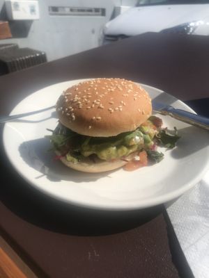 Vegan burger at Twisters Sylt in Westerland