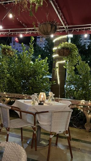 Romantic environment  at Full Bloom in Miami Beach